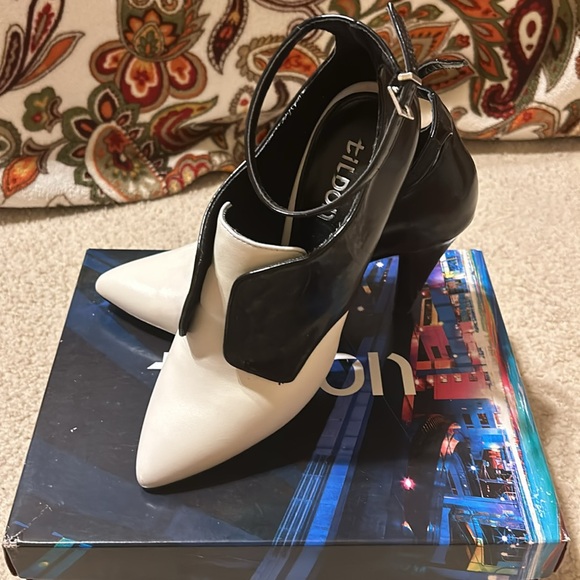 tildon black and white man made upper leather and fabric lining ankle strap - Picture 4 of 4